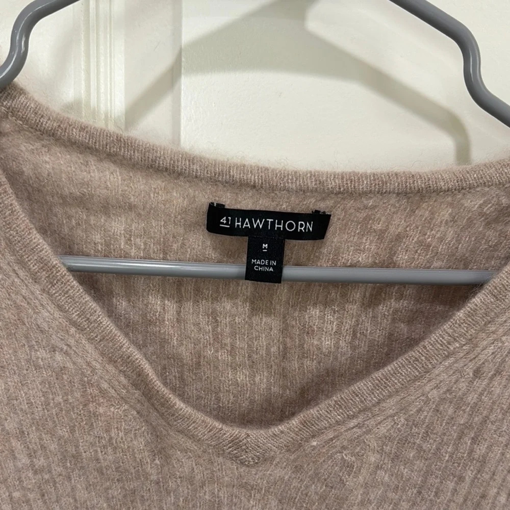 41 Hawthorn Tan V-Neck Sweater Fine-Gauge Knit / H1 - Picture 2 of 4